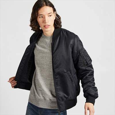 ユニクロのma 1ブルゾンはシンプルでスッキリしたシルエットが魅力 ろんぶり