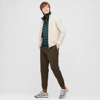 ふわ軽ぽかぽか ユニクロのフリースジャケット トレンドのゆったりシルエットに進化 ろんぶり