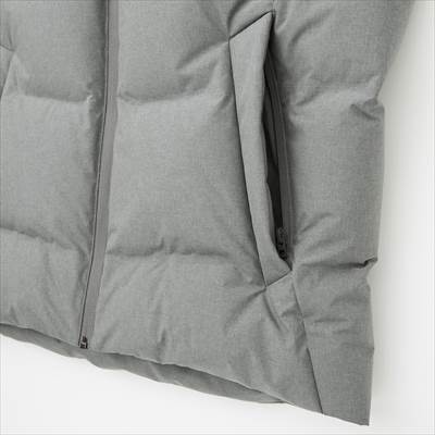 年 ユニクロのシームレスダウンパーカは買うべき 答えと理由を解説します ろんぶり