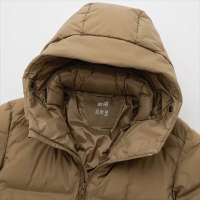 ユニクロのシームレスダウンコート フードが取り外せてオンオフ使える便利仕様 ろんぶり ユニクロのシームレスダウンコート フードが取り外せてオンオフ使える便利仕様 ろんぶり