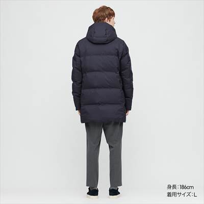 ユニクロのシームレスダウンコート フードが取り外せてオンオフ使える便利仕様 ろんぶり