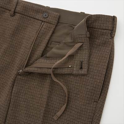 年 ユニクロのezyアンクルパンツ 2wayストレッチ は超万能でオンオフ使える ろんぶり