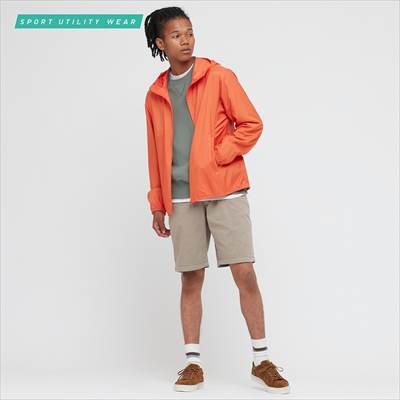 ユニクロのポケッタブルuvカットパーカ コンパクト収納でどこでも着れて便利 ろんぶり