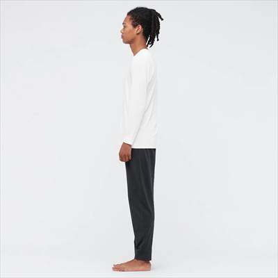 ユニクロのヒートテックvネックtシャツ 9分袖 冬のyシャツのインナーは白とベージュで決まり ろんぶり