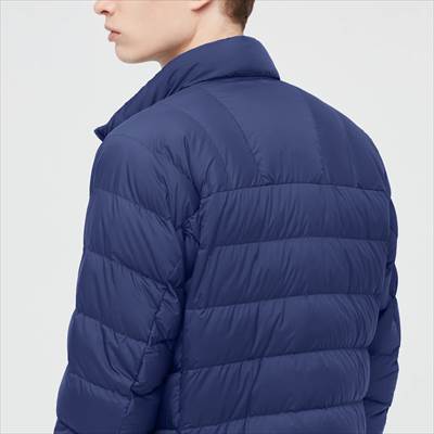 ユニクロのウルトラライトダウンジャケットは薄い軽い暖かい ろんぶり