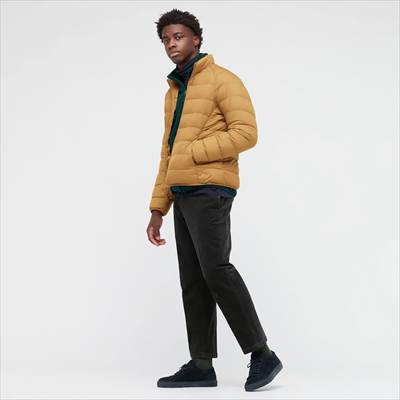 ユニクロのウルトラライトダウンジャケットは薄い軽い暖かい ろんぶり