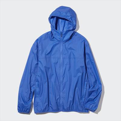 ユニクロのポケッタブルuvカットパーカ コンパクト収納でどこでも着れて便利 ろんぶり