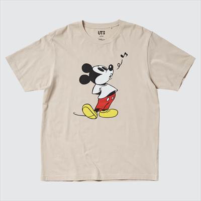 ユニクロの2022年新作ミッキーマウスツUTのメンズTシャツ