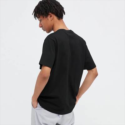 2022年新作・ユニクロのファイナルファンタジー35周年 UT グラフィックTシャツ ファイナルファンタジー (半袖・レギュラーフィット)