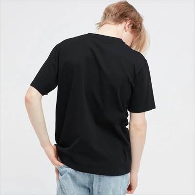 2022年新作・ユニクロのファイナルファンタジー35周年 UT グラフィックTシャツ ファイナルファンタジーVII (半袖・レギュラーフィット)