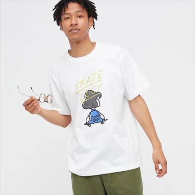 ユニクロの2022年新作スヌーピーコラボUT・UTGP2022 × ピーナッツ UT グラフィックTシャツ(半袖・レギュラーフィット)