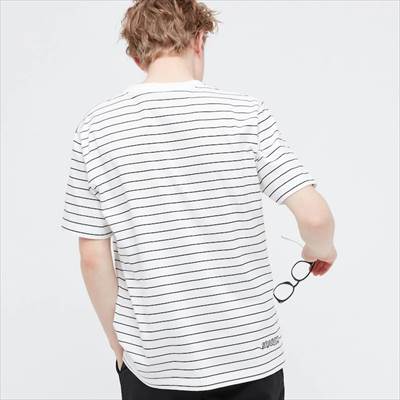 ユニクロの2022年新作スヌーピーコラボUT・UTGP2022 × ピーナッツ UT グラフィックTシャツ(半袖・レギュラーフィット)