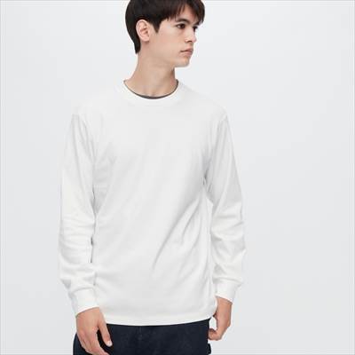 ユニクロの2022年新作・ソフトタッチクルーネックTシャツ(長袖)