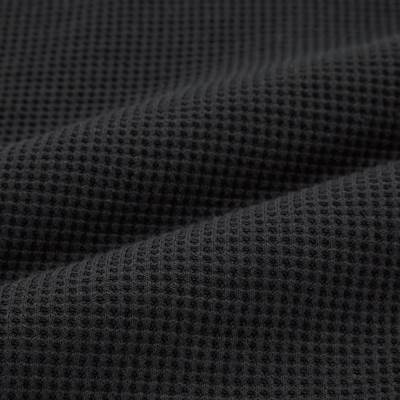 ユニクロのメンズ2022新作のワッフルヘンリーネックT(長袖)