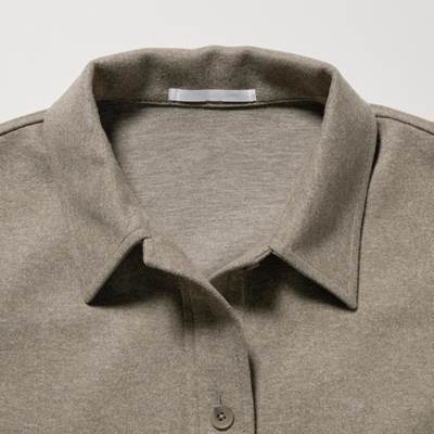 ユニクロのレディース2022年秋冬新作・ブラッシュドジャージーシャツジャケット セットアップ可能