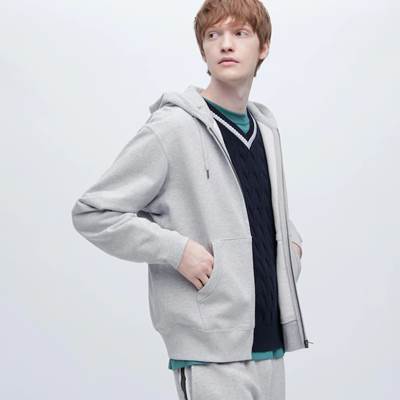 ユニクロのメンズ(男女兼用)2023年春夏新作・スウェットフルジップパーカ(長袖)