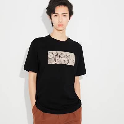 2023年新作ユニクロ×進撃の巨人 UT グラフィックTシャツ（半袖・レギュラーフィット）