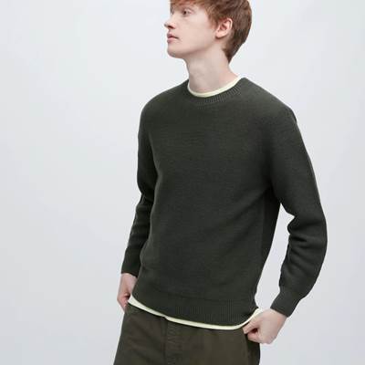 ユニクロのメンズ（男女兼用）2023年春夏新作・3Dクルーネックセーター（長袖）