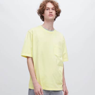 ユニクロのメンズ2023年春夏新作・オーバーサイズポケツキTシャツ（5分袖）