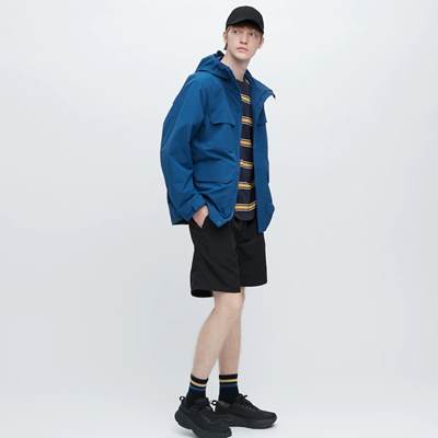 ユニクロの男女兼用2023年春夏新作モデルのUVカット2WAYストレッチキャップ