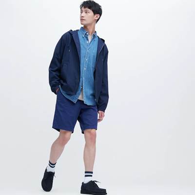 ユニクロのメンズ2023年春夏新作・チノショーツ