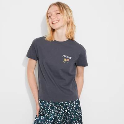 2023年新作ユニクロ×ラブ サンシャイン&ピーナッツのコラボUT・グラフィックTシャツ(半袖・レギュラーフィット・ショート丈)
