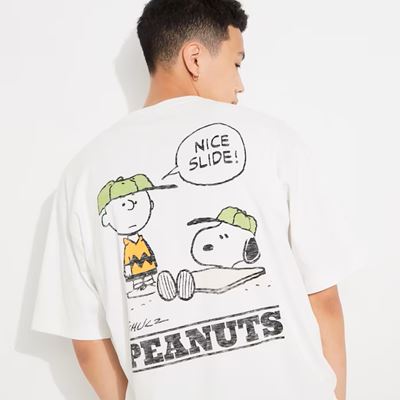 2023新作ユニクロ×ピーナッツ チャーリー・ブラウンズ・ベースボール・チーム UT グラフィックTシャツ(半袖・オーバーサイズフィット)