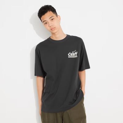 2023新作ユニクロ×ピーナッツ チャーリー・ブラウンズ・ベースボール・チーム UT グラフィックTシャツ(半袖・オーバーサイズフィット)