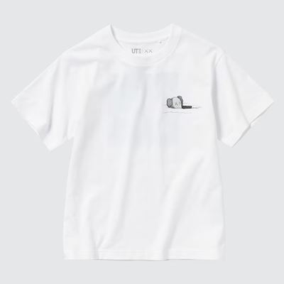 2023年新作ユニクロ×カウズ（KAWS）のコラボUT・KIDS グラフィックTシャツ（半袖・レギュラーフィット）