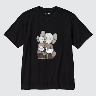 2023年新作ユニクロ×カウズ（KAWS）のコラボUT・グラフィックTシャツ（半袖・レギュラーフィット）