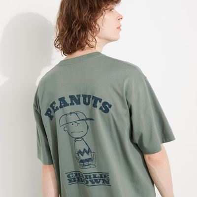 2023新作ユニクロ×ピーナッツ チャーリー・ブラウンズ・ベースボール・チーム UT グラフィックTシャツ(半袖・オーバーサイズフィット)